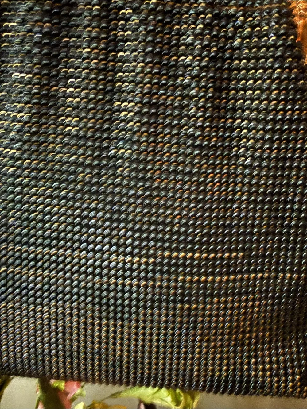 Vintage Whiting & Davis Model 2994 black metal mesh clutch w/gold flickering